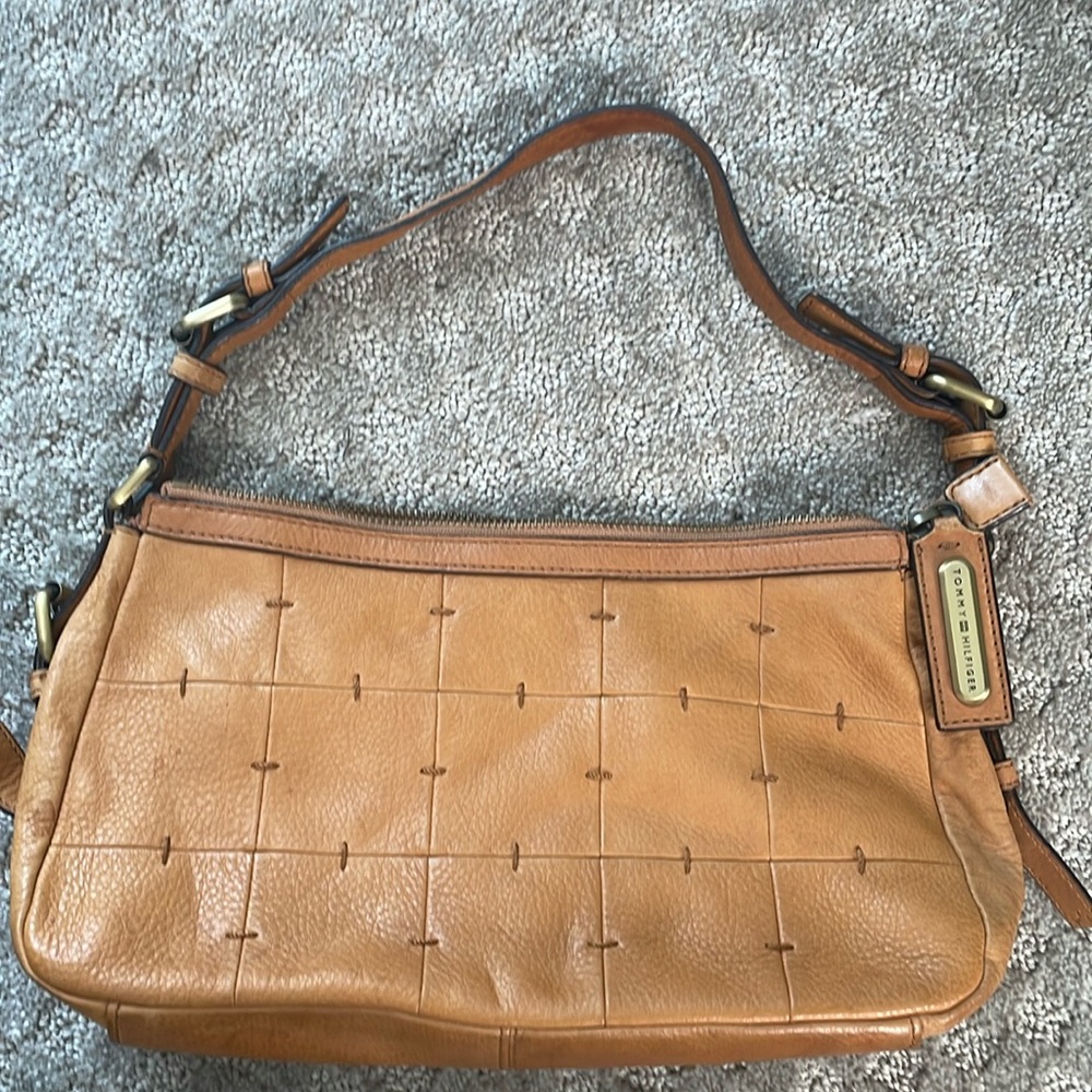 Leather short strap handbag